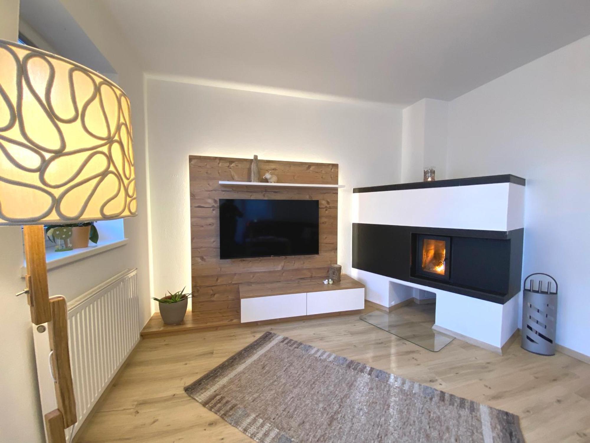 Ferienhaus Alex ヴィージング エクステリア 写真