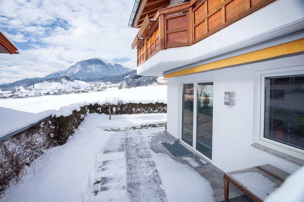 Ferienhaus Alex ヴィージング エクステリア 写真