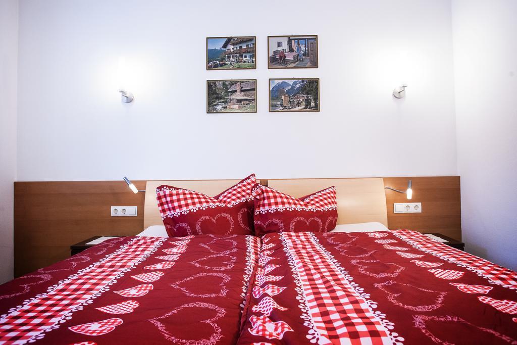 Ferienhaus Alex ヴィージング エクステリア 写真