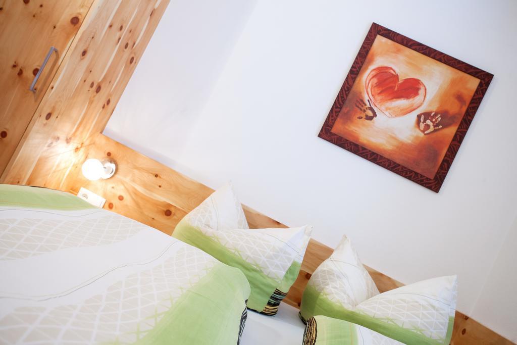 Ferienhaus Alex ヴィージング エクステリア 写真